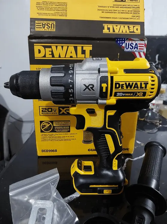 dewalt hammer drill with bluetooth DCD997B – most advanced